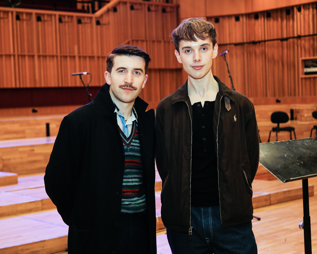 callum-scott-howells-with-dylan-malyn-in-rehearsals-for-ty-hafan-children-s-hospice-at-wales-millennium-centre-dec-1-2024.jpg